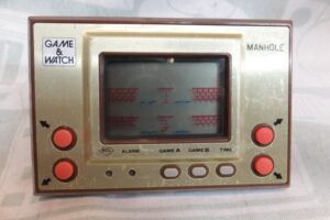 GAME & WATCH